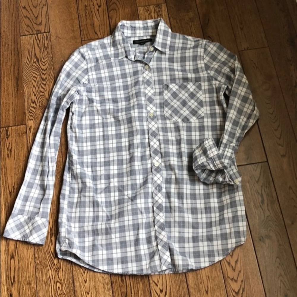 Banana Republic Button Down Shirt